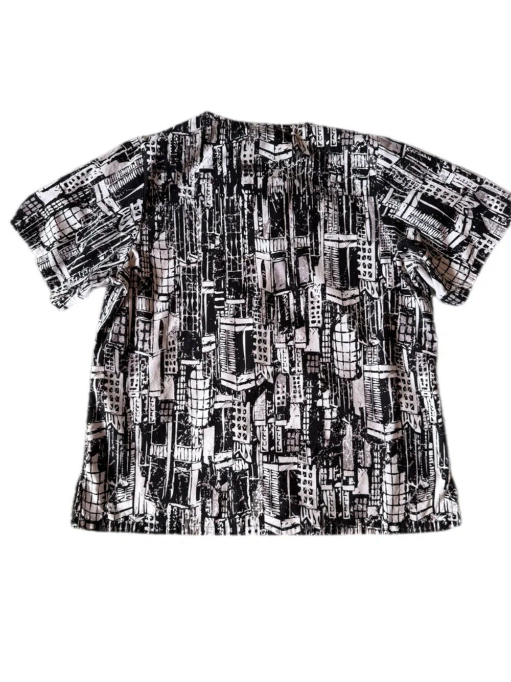 Tafford Black & White Graphic Cityscape scrub Top - Picture 6 of 7